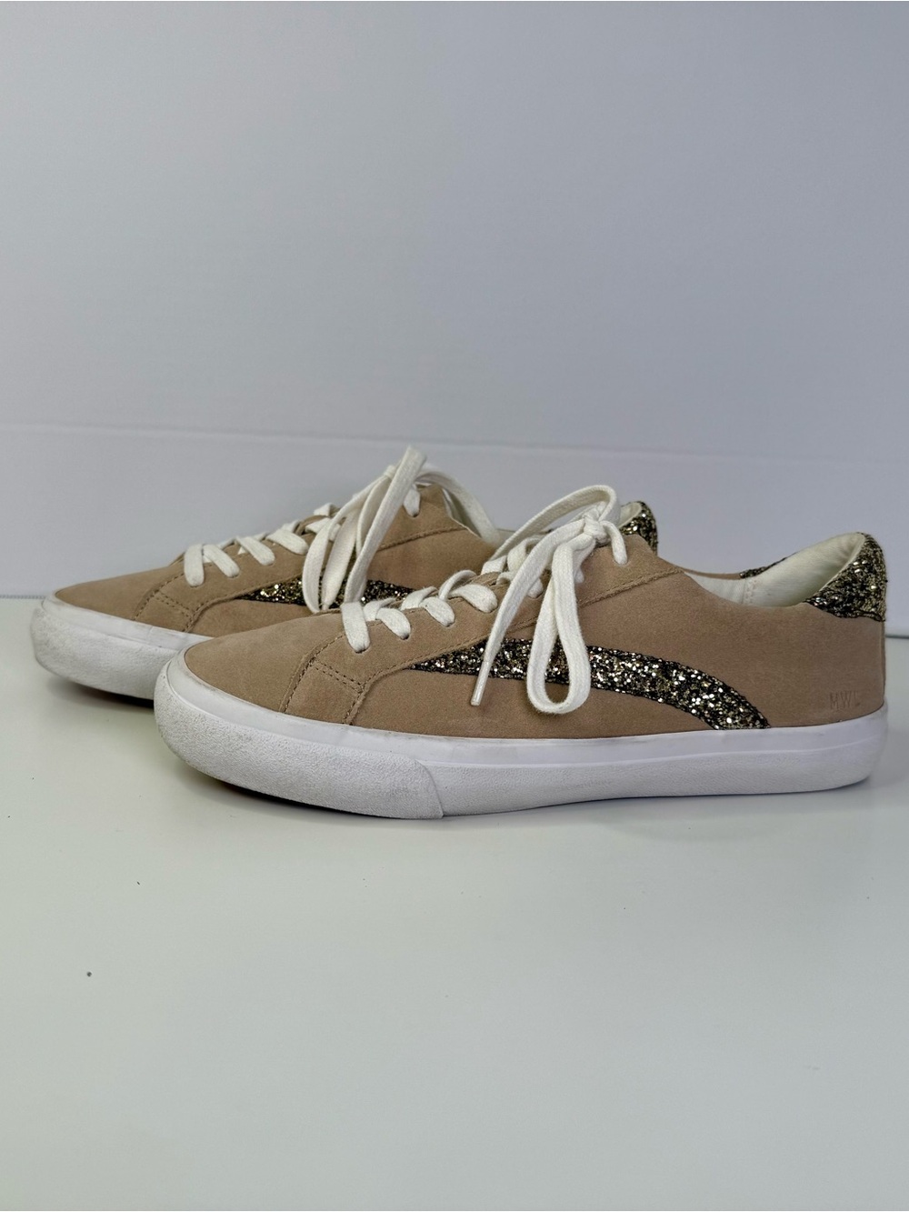 Madewell Sidewalk Low-Top Sneakers in Glitter-Accented Suede Women's Size 9M